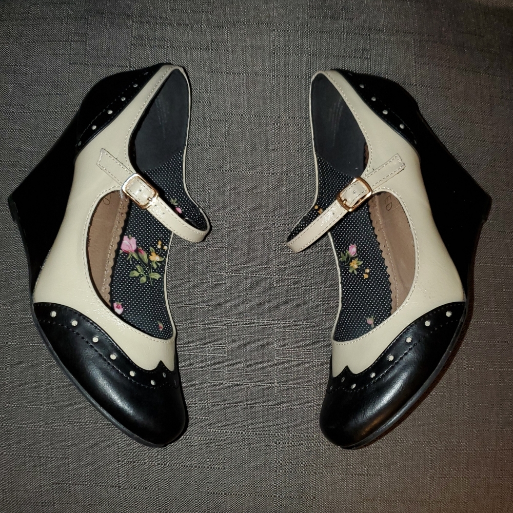 Restricted Mary Jane Wedges
